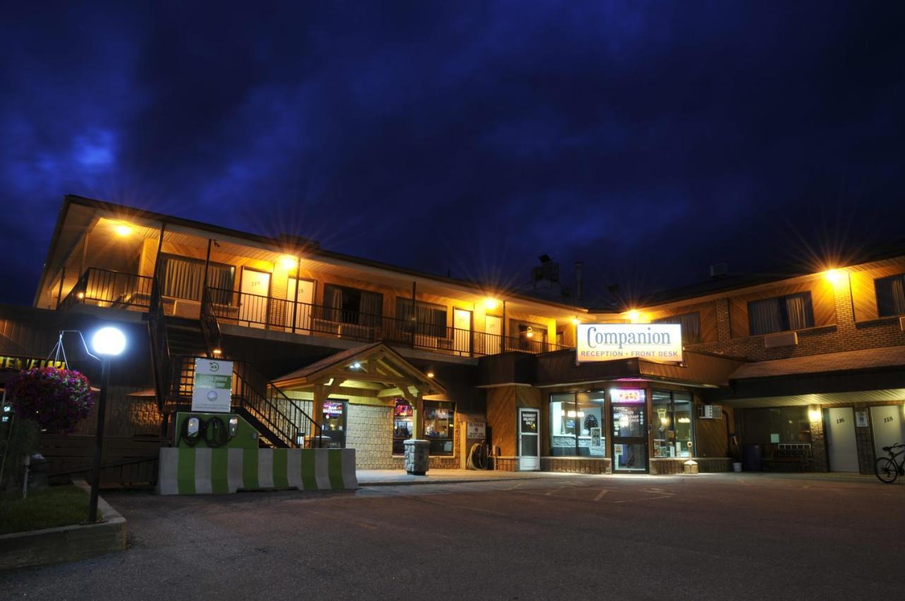 Companion Hotel Motel Hearst Exterior photo