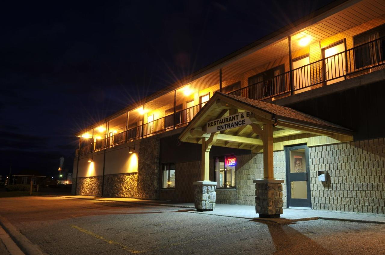 Companion Hotel Motel Hearst Exterior photo